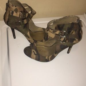 Camo heels